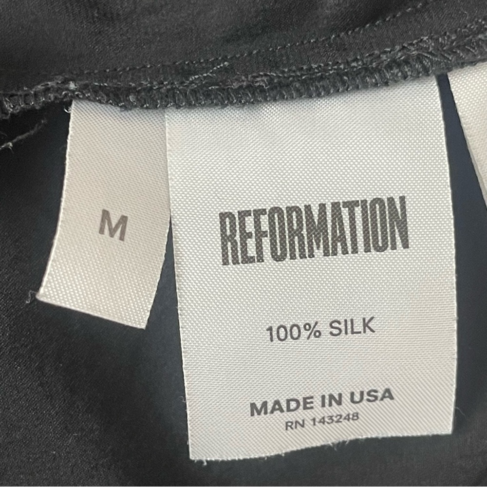 Reformation Women's Medium 100% Silk Black Cami Camisole Tank Top Adjustable M - Picture 3 of 5